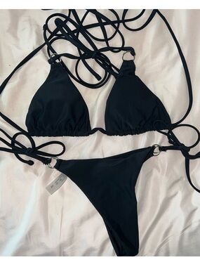 SHEIN | Women’s Size XS | Black Triangle Ring Bikini Set